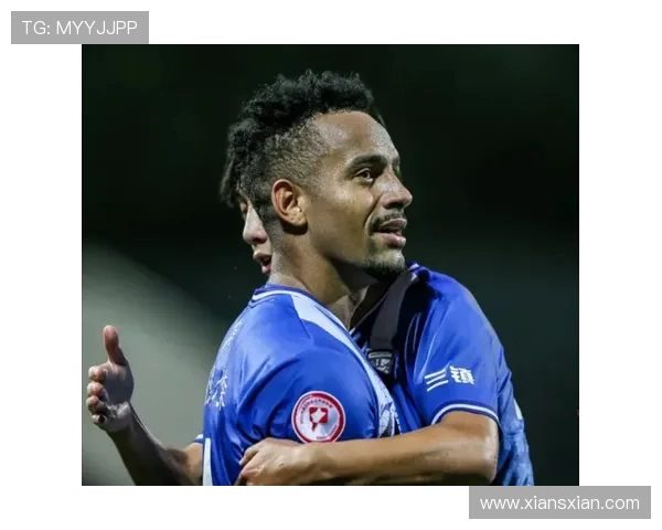 WE战队以79分稳居大师赛积分榜首位,争夺冠军形势明朗 WE战队以79分稳居大师赛积分榜首位,争夺冠军形势明朗