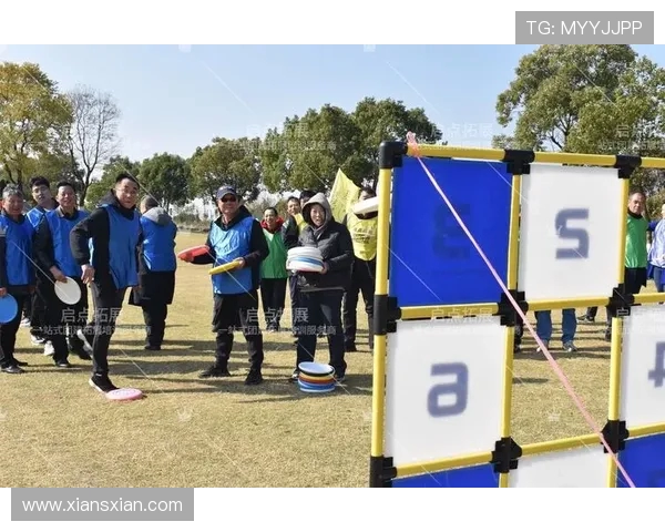 南京飞盘队战术创新引发热议探索飞盘运动的新发展与未来潜力 南京飞盘队战术创新引发热议探索飞盘运动的新发展与未来潜力