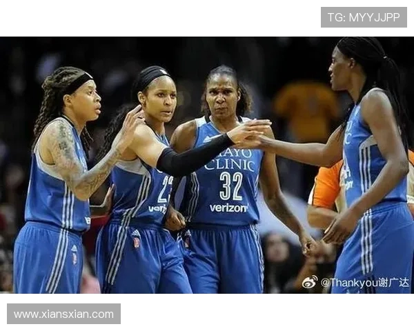 印第安纳狂热与华盛顿的激烈对决揭示篮球魅力与团队精神 印第安纳狂热与华盛顿的激烈对决揭示篮球魅力与团队精神