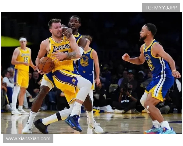 湖人对决国王精彩直播间全程回放与赛后分析等你来参与