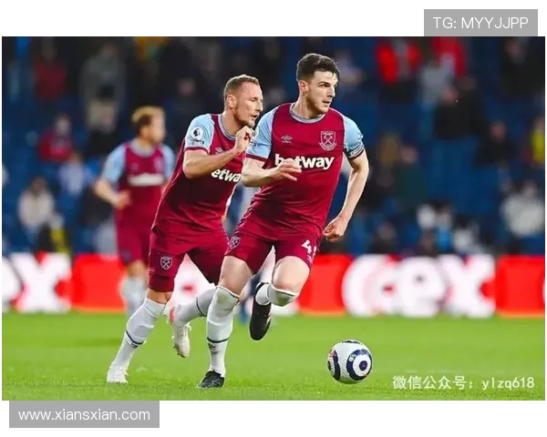 维拉与例之联的精彩对决揭示了足球战术与团队合作的重要性